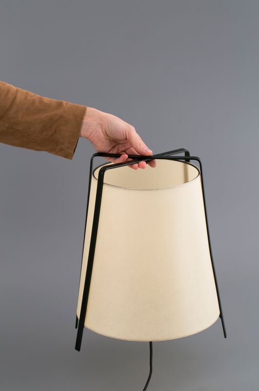 FARO  Lampada Da Tavolo Akanep Colore Beige  un prodotto in offerta al miglior prezzo online