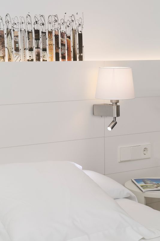 FARO  Applique Bianco Con Lettore Led Cortesia  un prodotto in offerta al miglior prezzo online